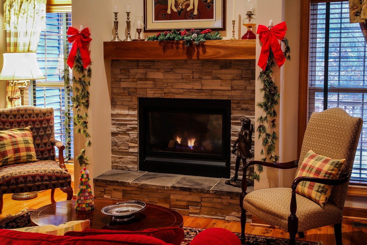fireplace decor christmas garland living room